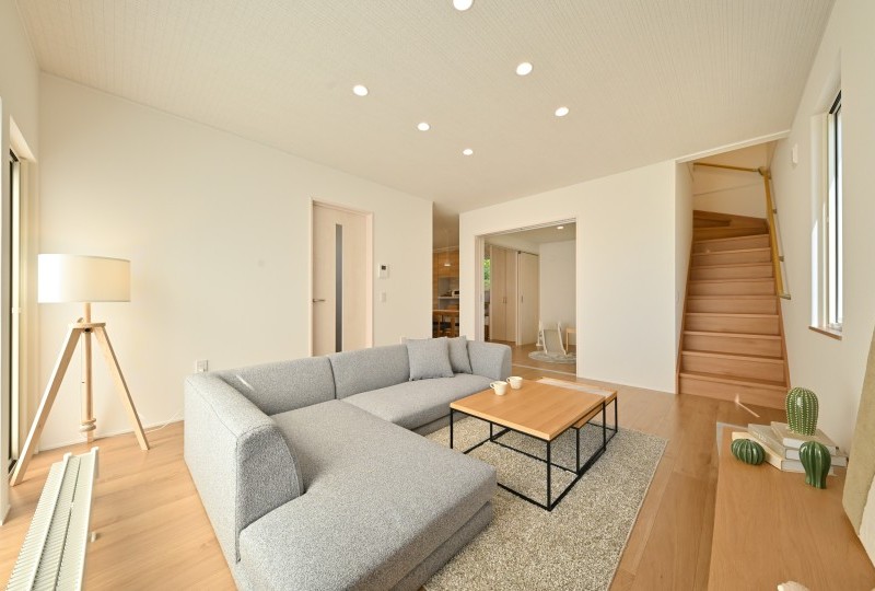 キッチンからもリビングからも見守れる、安心の子育て間取り♪...